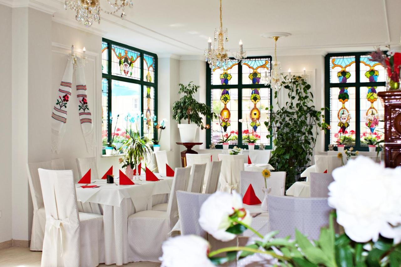 Ratskeller Hotel&Restaurant Lindow Eksteriør bilde