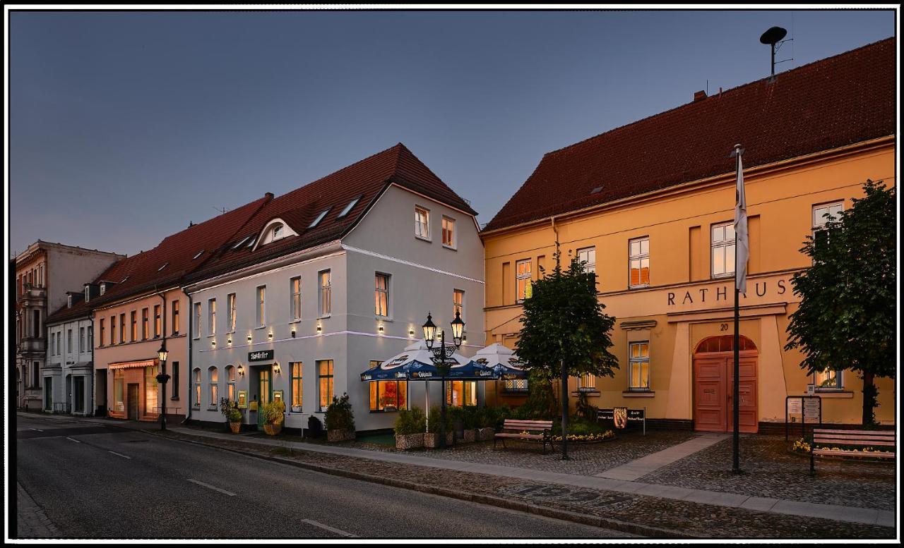 Ratskeller Hotel&Restaurant Lindow Eksteriør bilde